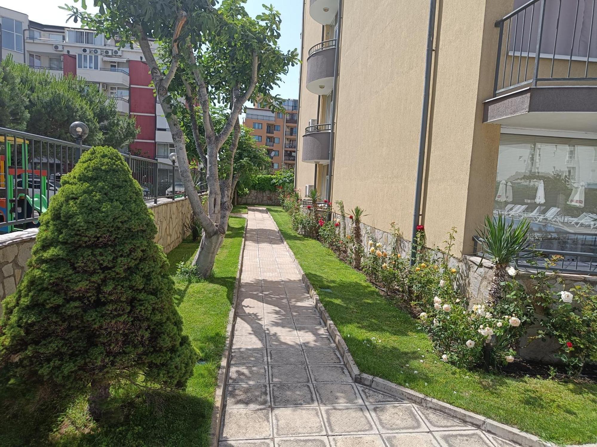 סאני ביץ' Rose Residence מראה חיצוני תמונה